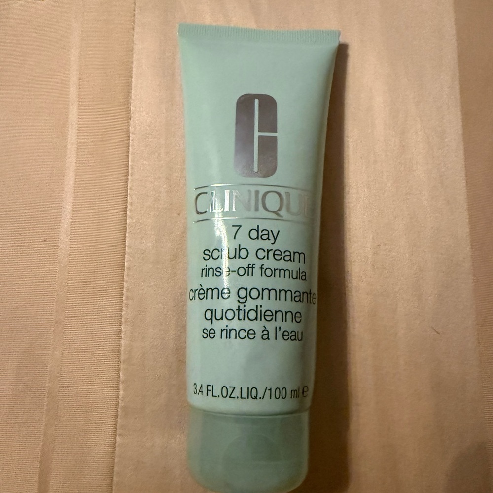 Clinique Exfoliating Scrub Cream rinse off formula 3.4 oz.